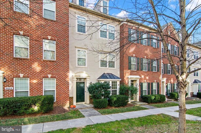 Photo - 9606 Torino Rd Townhome