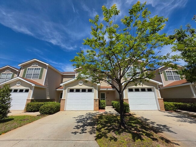 Photo - Gulf Shores town home with garage