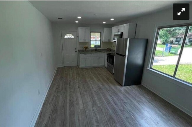 Photo - 807 Orchid Ave