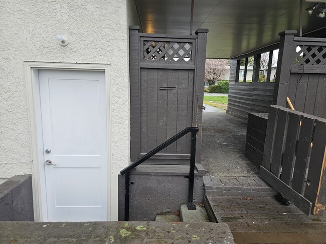 Photo - 46330 Chilliwack Central Rd