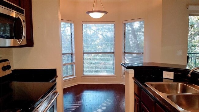 Photo - 6000 Shepherd Mountain Cove Unidad 402