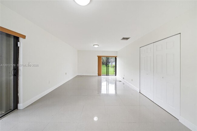 Photo - 11000 SW 112th Ave