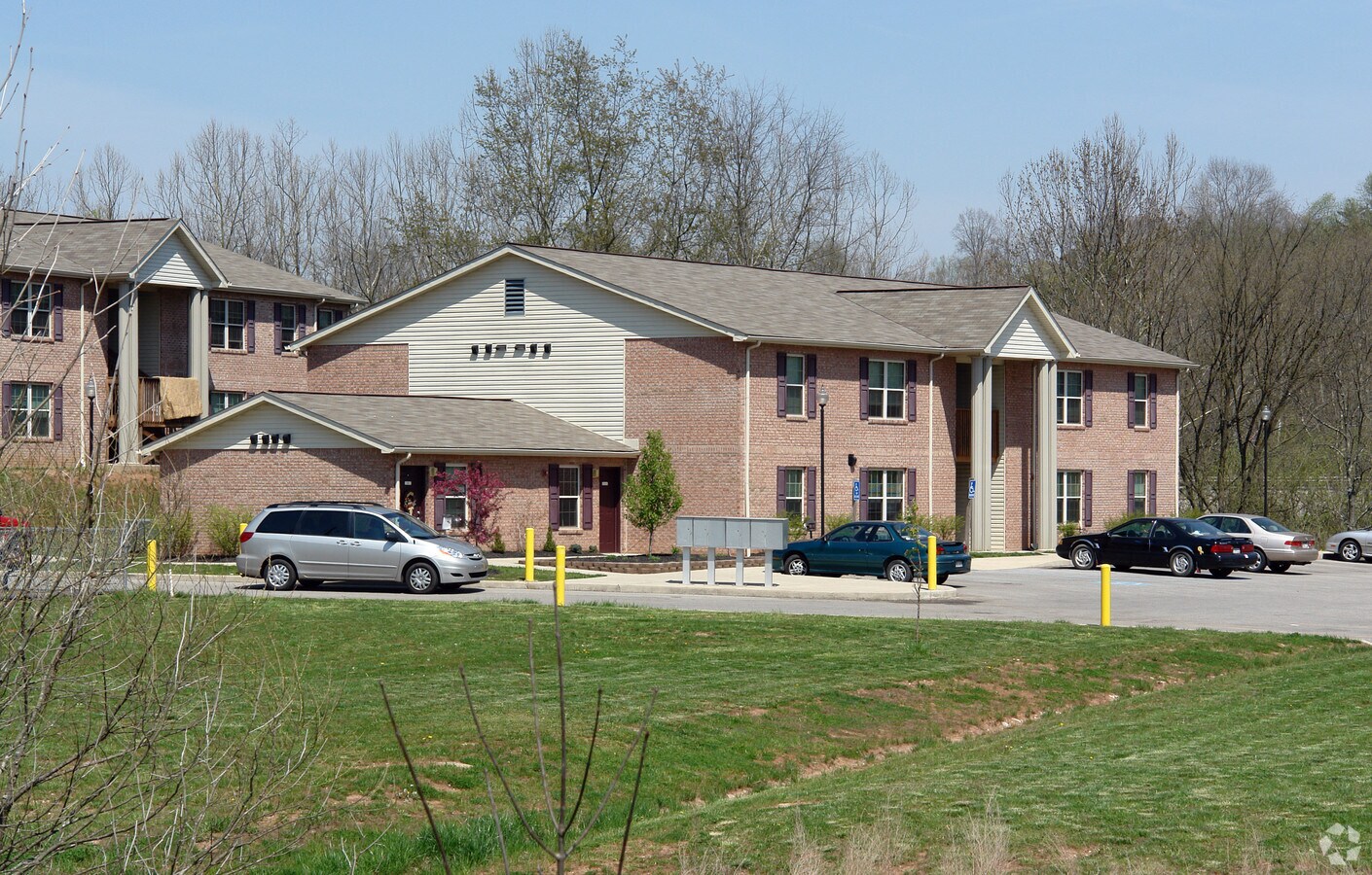 Jenna Landing Apartments - Jenna Landing Apartments