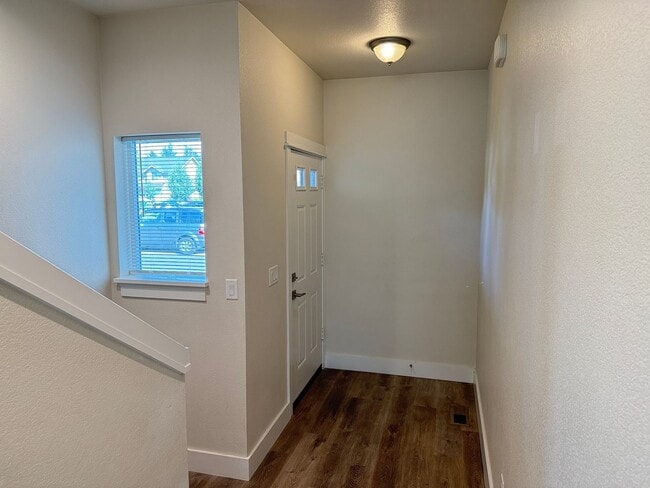 Photo - 2519 Justine Ln