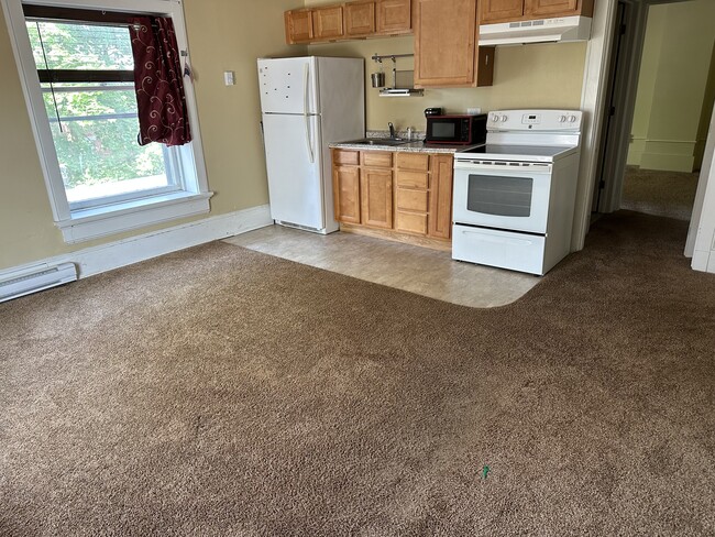 Building Photo - 11 LLC-62 Brinkerhoff Street Unit 202 Rental