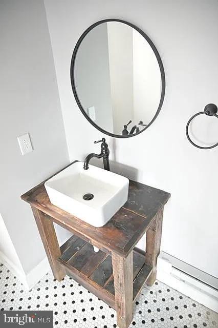 Photo - 4139 W Girard Ave