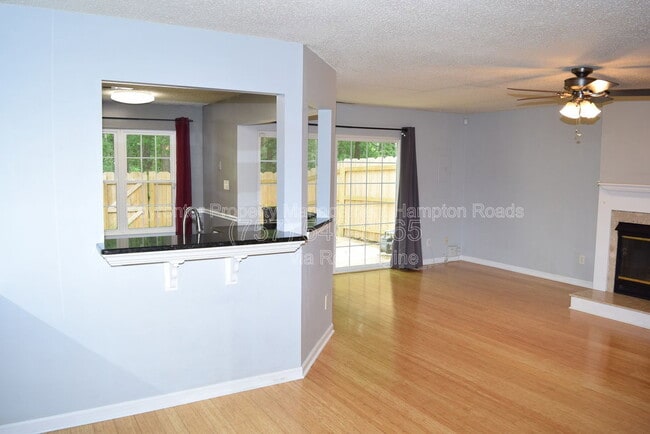 Photo - 3809 Peppercorn Way