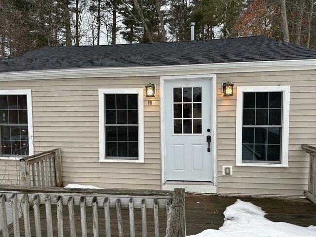 Photo - 11 N Boundary Rd