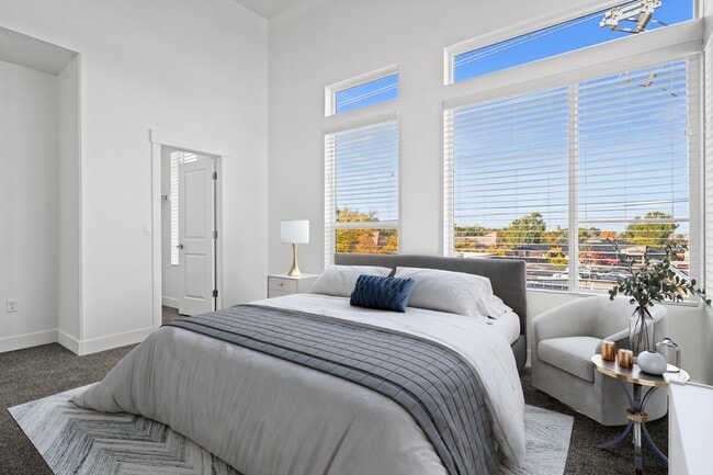 1Bed 1.5Bath