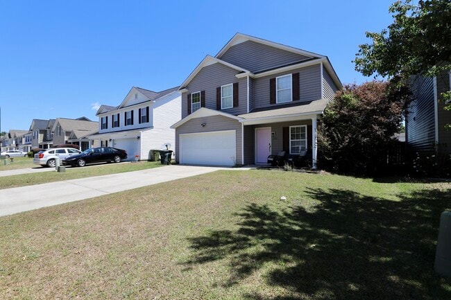 Photo - 1733 Benelli St