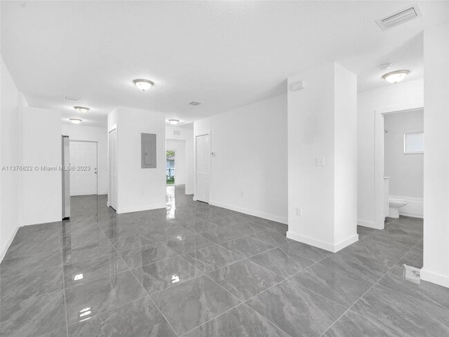 Photo - 2448 NW 42nd St