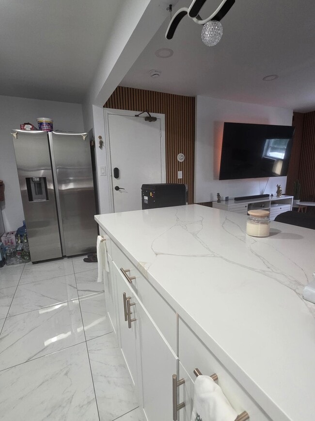 Photo - 478 Fabyan Pl