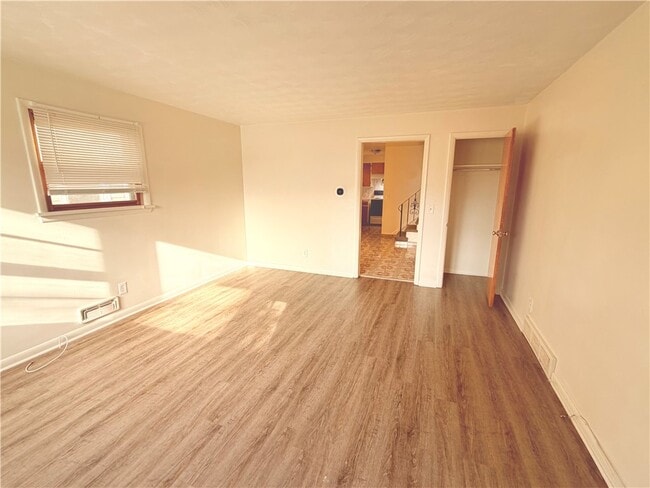 Photo - 211 Magnolia Ave