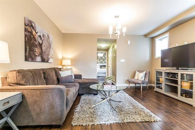 Photo - 1941 Ottawa St S