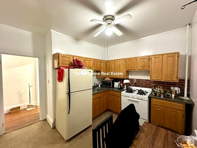 Building Photo - 239 Harvard Ave Unit 2 Rental