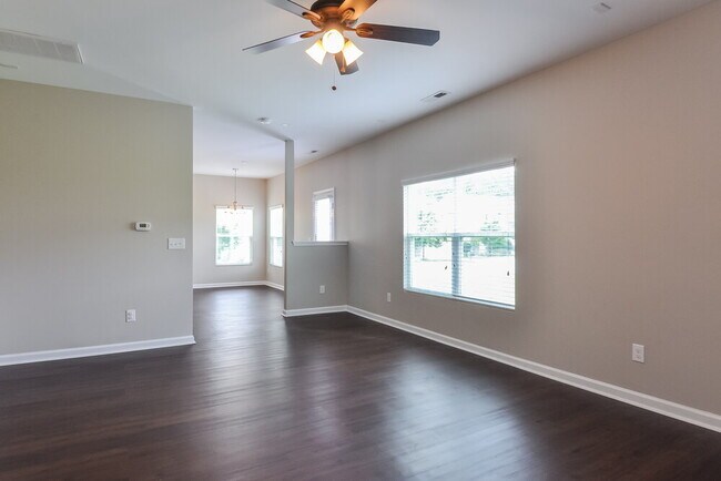 Photo - 3701 Amistad Ln