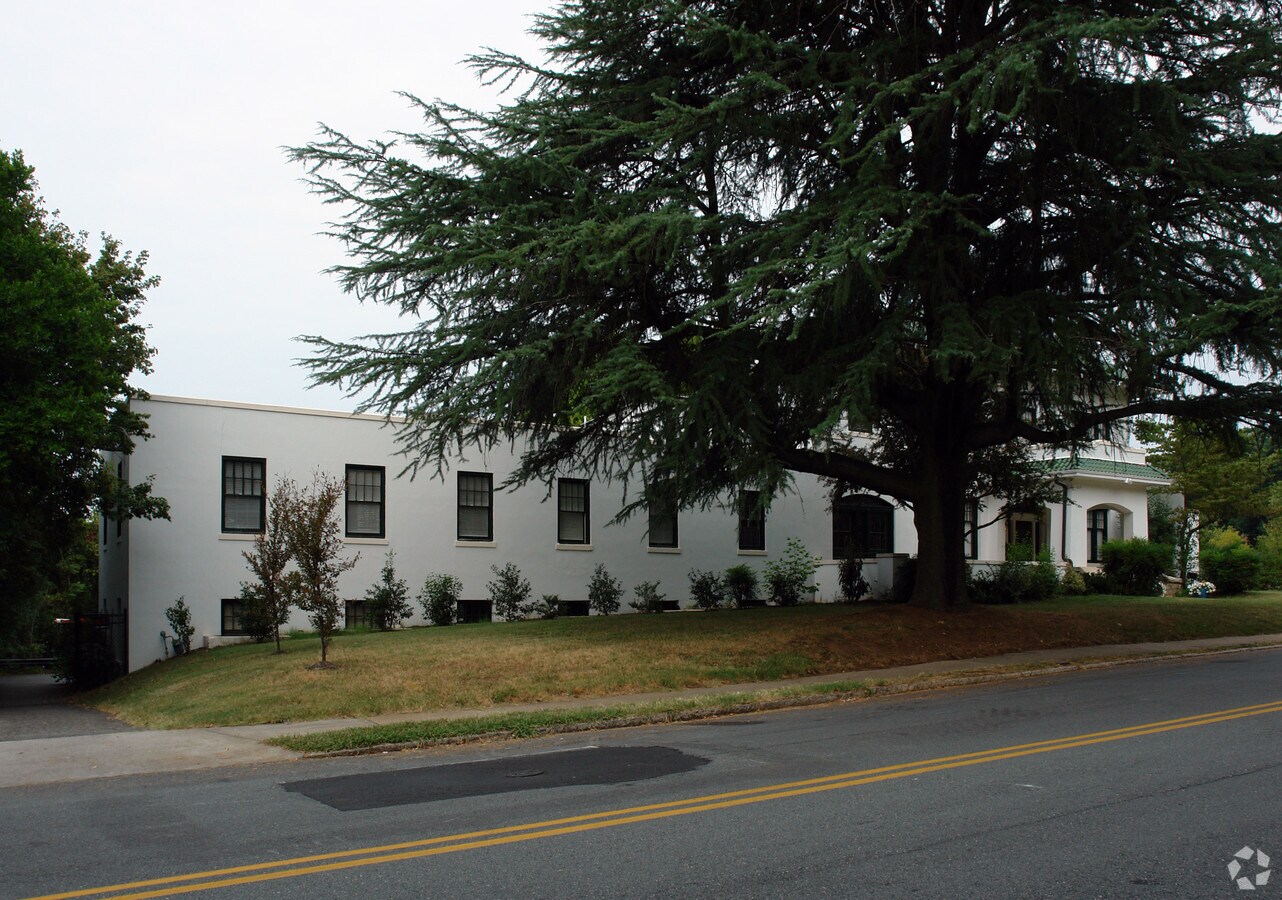 Photo - 1281 W Fourth St