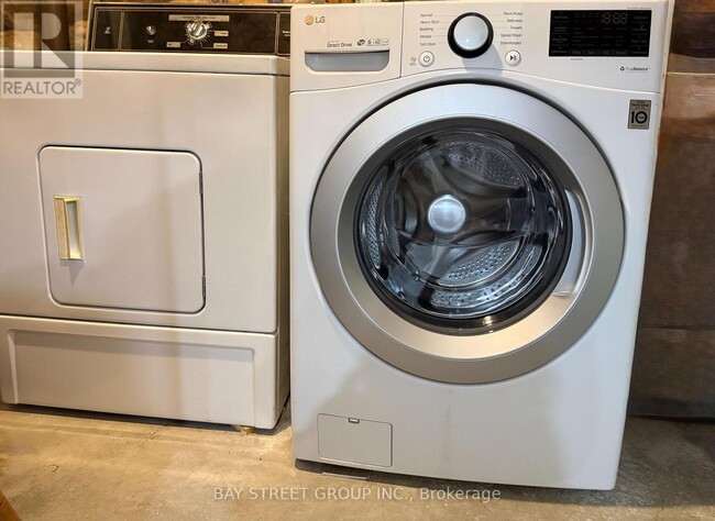 Photo - 3 Sheldonbury Crescent