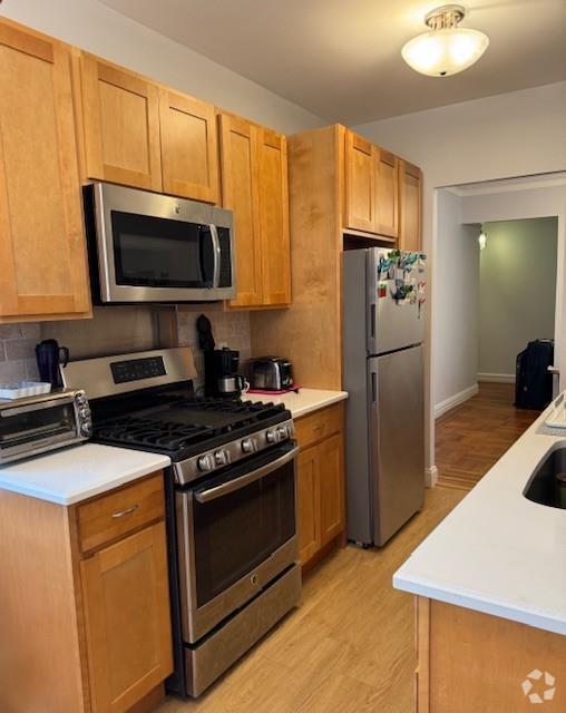 Building Photo - 210 Martine Ave Unit 4K Rental