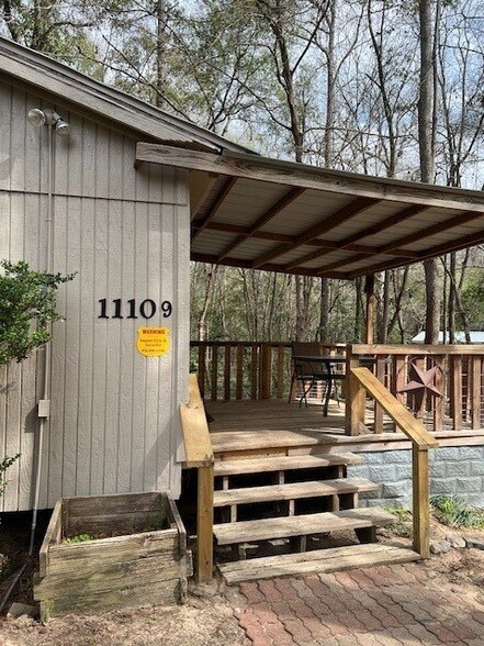 11109 Newton Cir