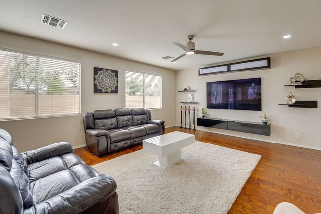 Photo - 2903 E Tulsa St Unidad SI FL1-ID1609153P