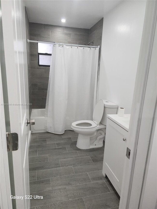 Photo - 1371 NE 144th St Unidad 1