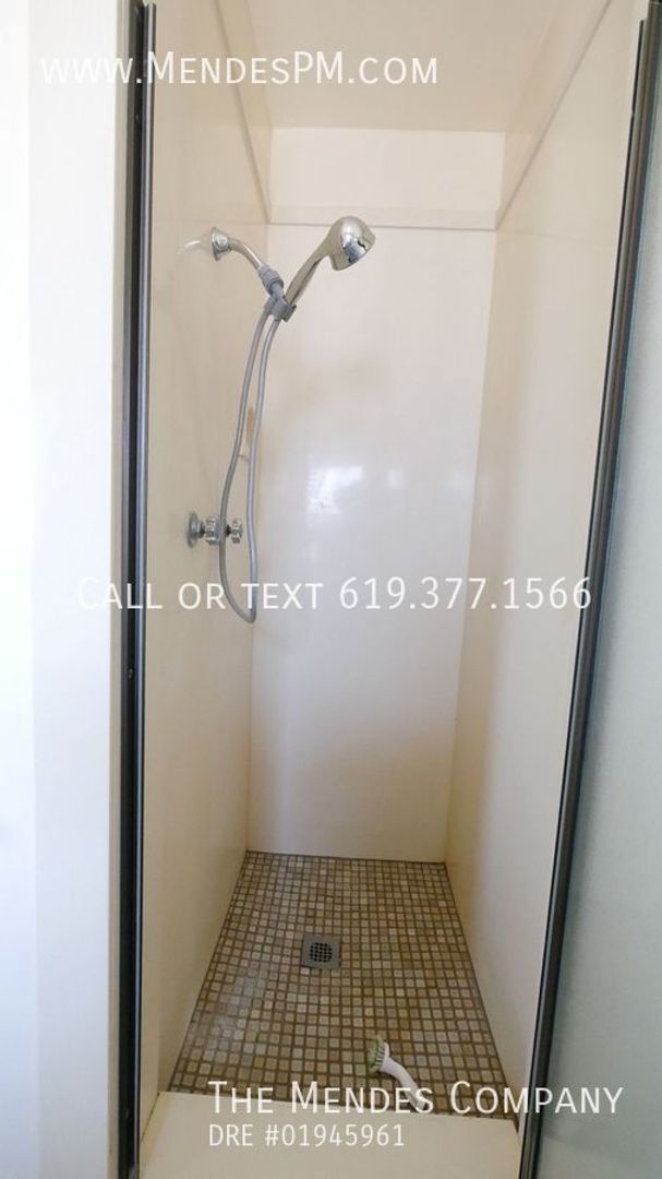 Photo - College Rental on 54th St. Unidad 5024 54th St.