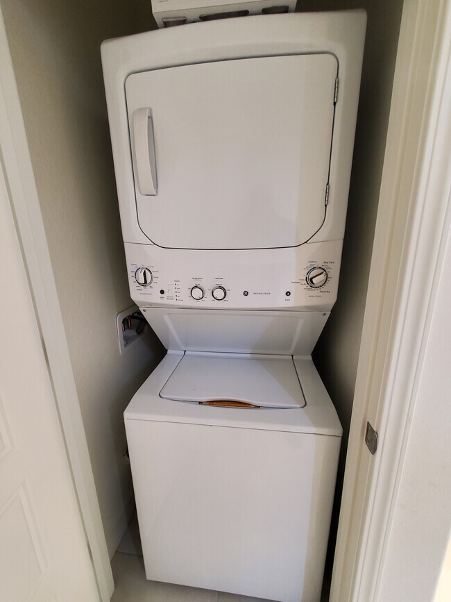 Photo - 5615 Drifton Way