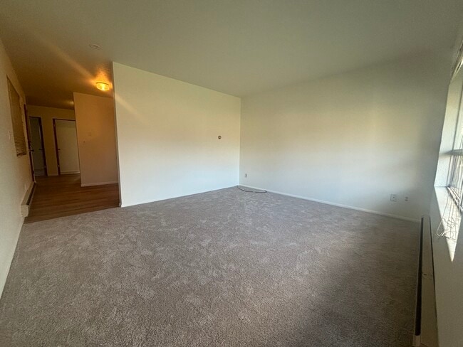 Photo - 948 N Montgomery Ave