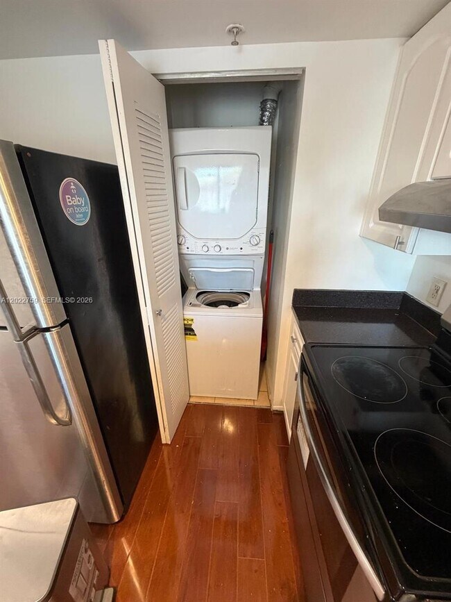 Photo - 102 SW 6th Ave Unit 305