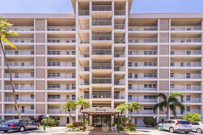 Building Photo - 2671 S Course Dr Unit 506