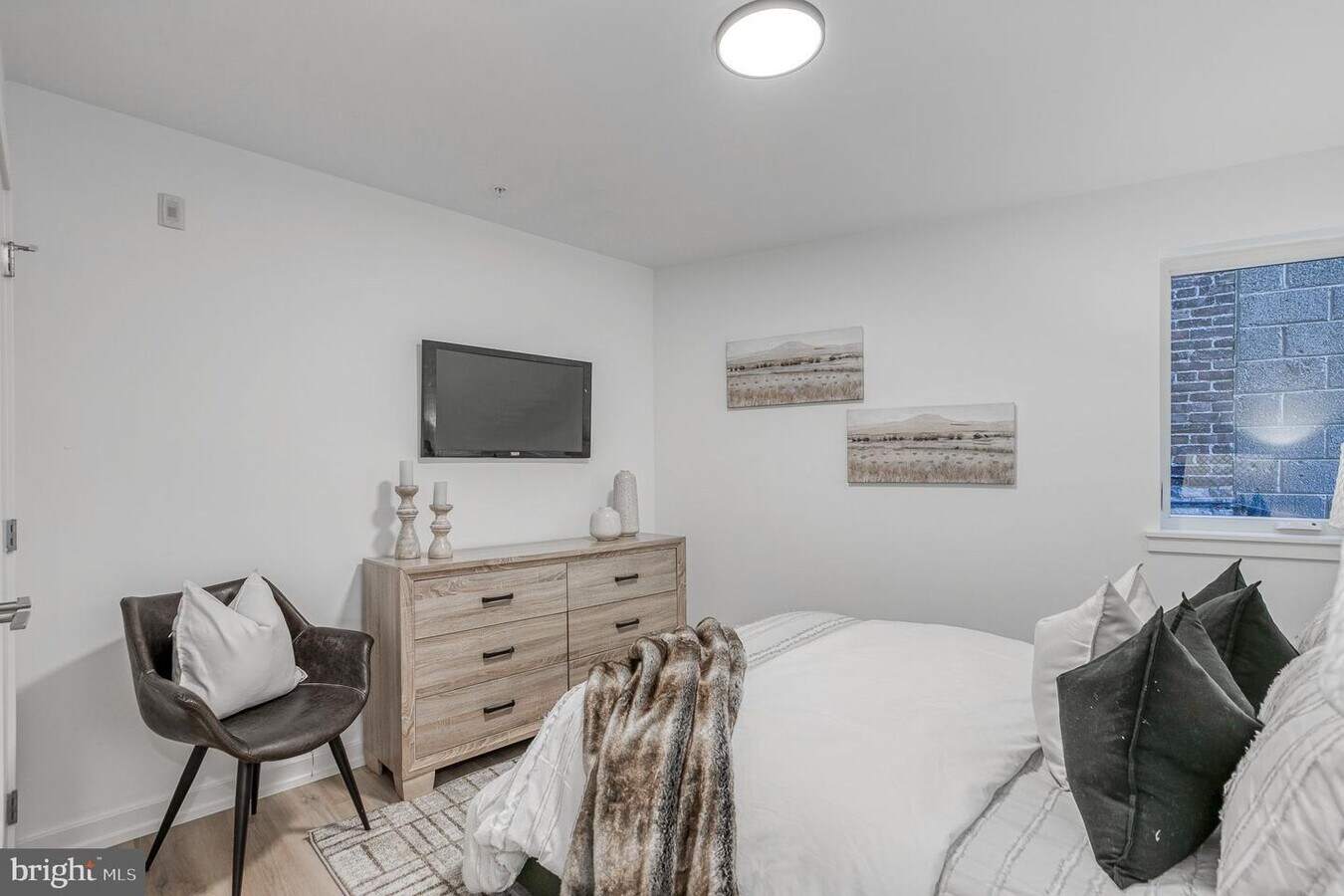 Photo - The Icelandic