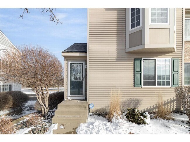 Building Photo - 7372 147 Ln NW Rental