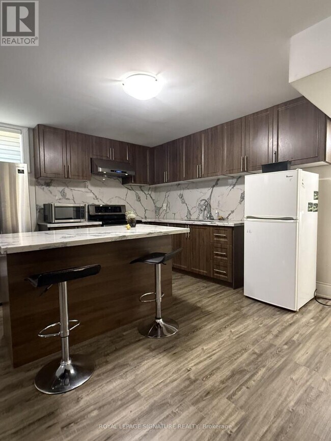 Photo - 25 Westbourne Ave