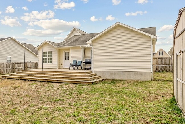 Photo - 3 Bedroom 2 bathroom w/ Big Bonus