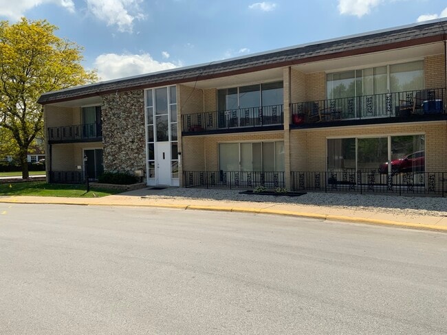 Building Photo - 18204 Exchange Ave Unit C Rental