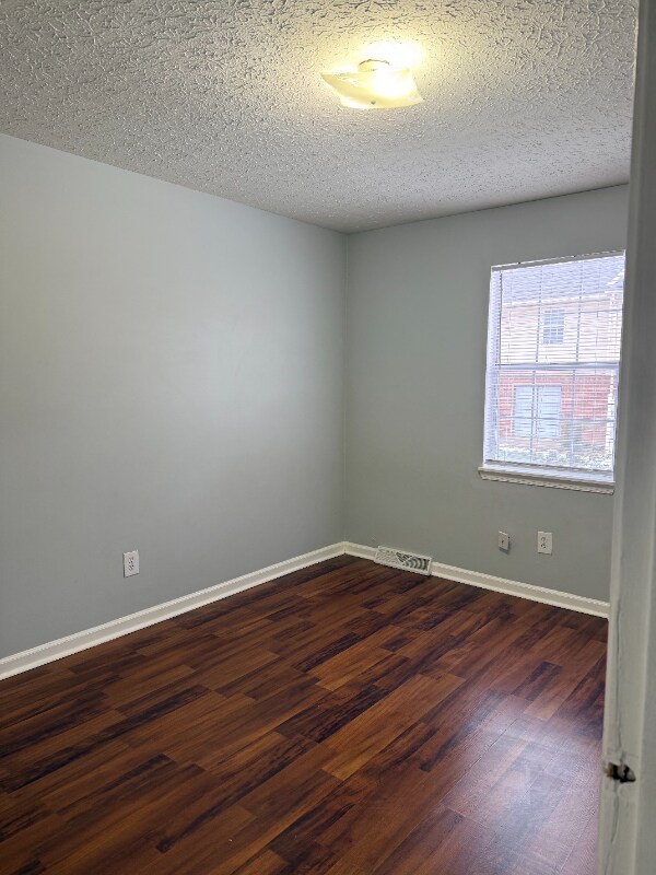 Photo - 15 Ferguson Dr