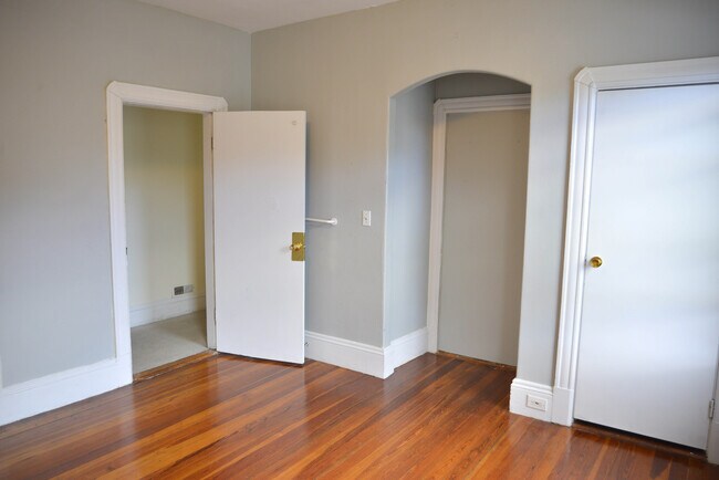 Photo - 539 Washington St Unit 2