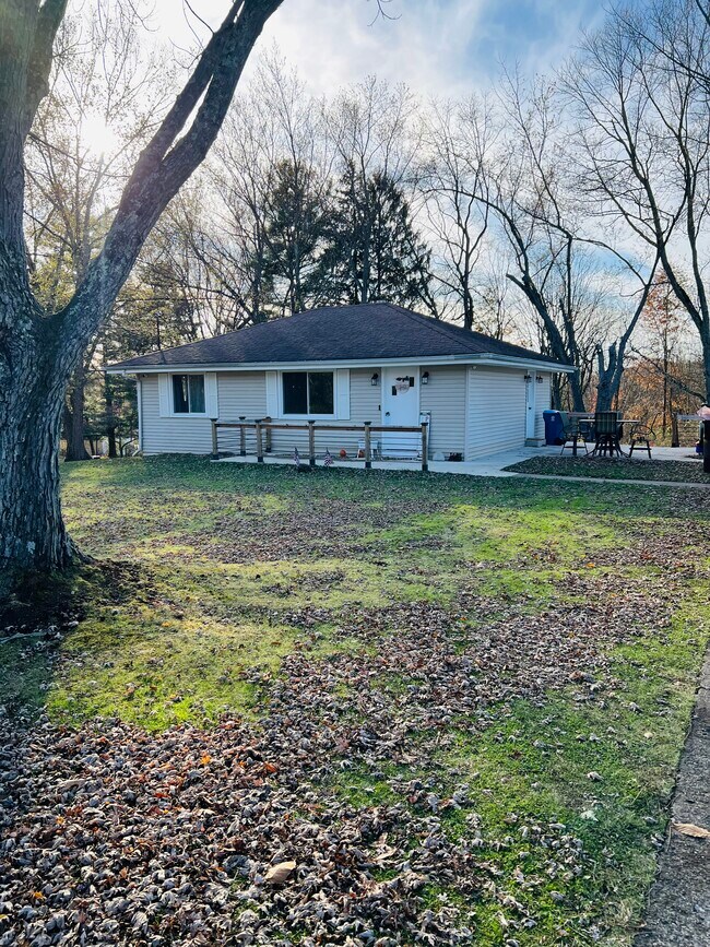 Photo - 6712 Grove Rd