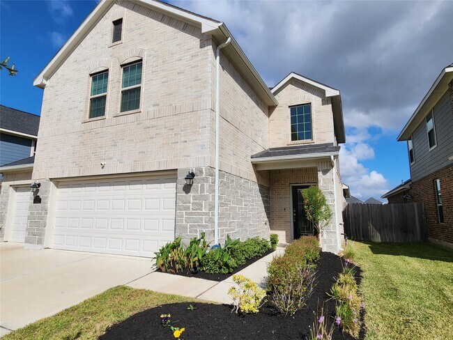 Photo - 31322 Whitfield Ct