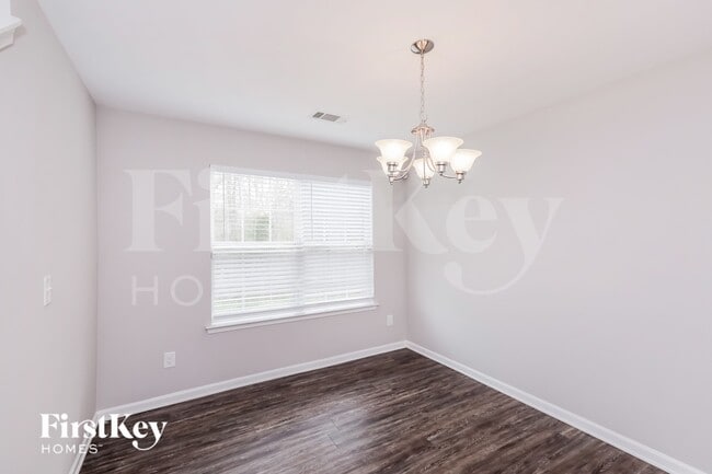 Photo - 2025 Misty Rose Lane