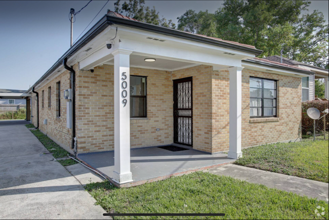 Building Photo - 5009 N Villere St Rental