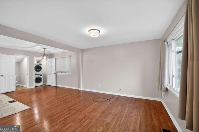 Photo - 1817 Goddard St SE