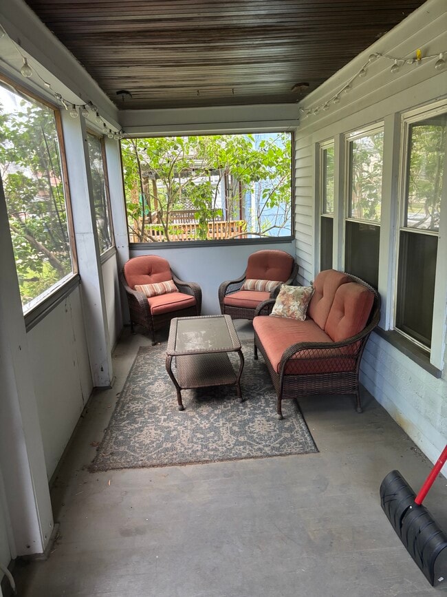 Photo - 1355 Beach Ave