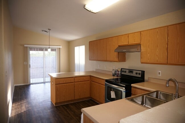 Photo - 2201 S Saint Suzanne Dr