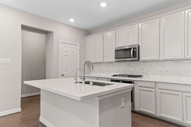 9511 Towne Lake Pkwy