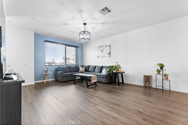 Photo - 14053 Spurlock Ln