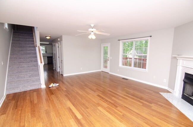 Photo - 1722 Portway Ct