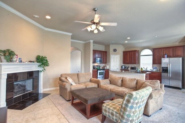 Photo - 10 Tillamook Ct