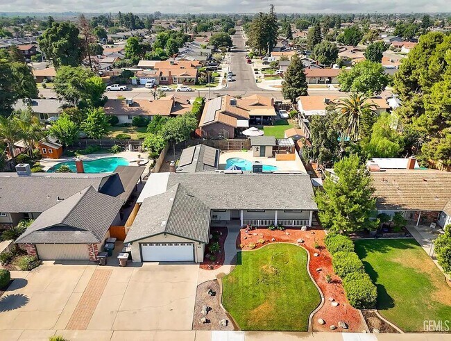 Photo - 1807 E Sonora Ave